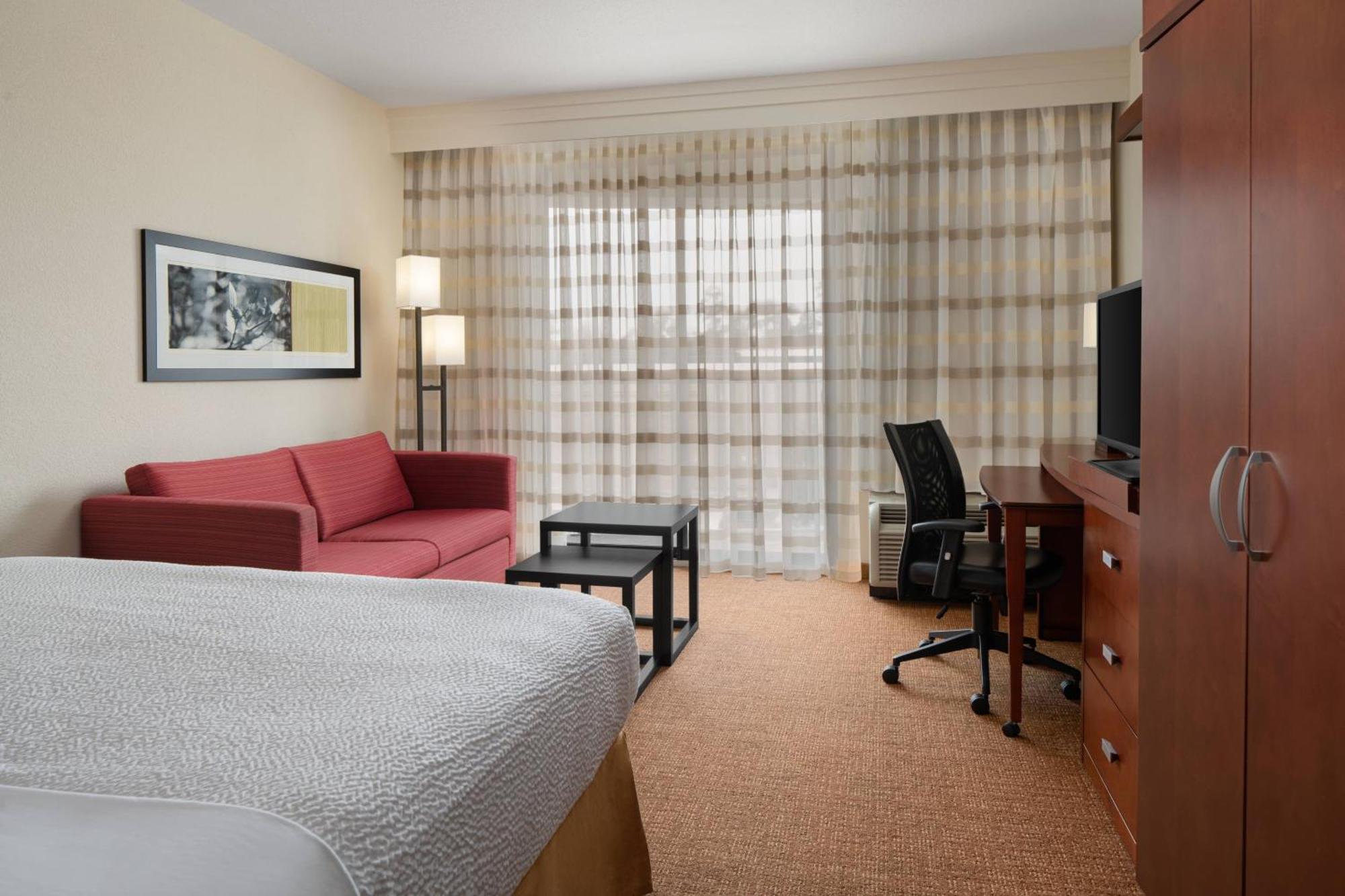 Готель Courtyard By Marriott Houston Kingwood Kinwood Екстер'єр фото